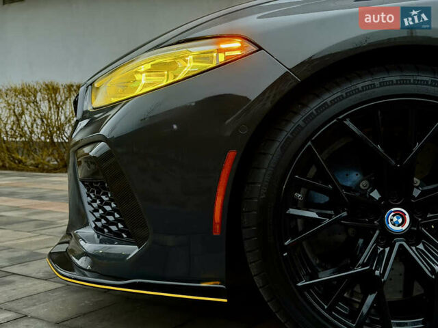 Серый БМВ M8, объемом двигателя 4.4 л и пробегом 65 тыс. км за 82000 $, фото 1 на Automoto.ua
