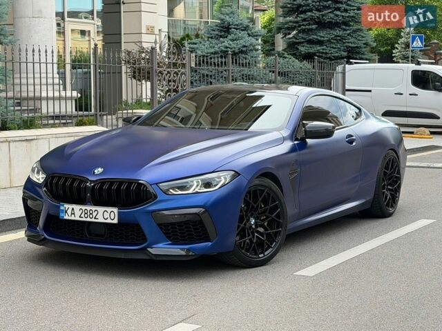 Синий БМВ M8, объемом двигателя 4.4 л и пробегом 70 тыс. км за 93000 $, фото 1 на Automoto.ua