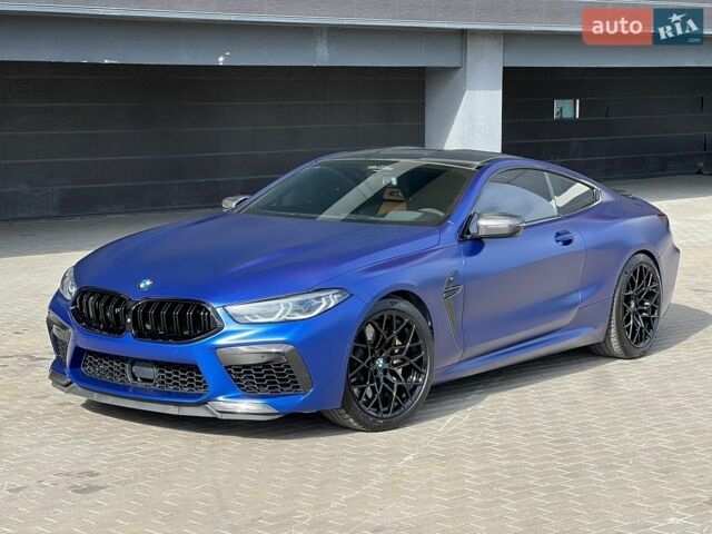 Синий БМВ M8, объемом двигателя 4.4 л и пробегом 79 тыс. км за 93000 $, фото 1 на Automoto.ua