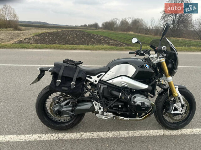 Черный БМВ R nineT, объемом двигателя 1.2 л и пробегом 40 тыс. км за 12000 $, фото 1 на Automoto.ua