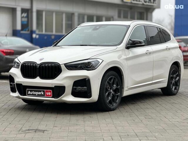 Білий БМВ Х1, об'ємом двигуна 2 л та пробігом 17 тис. км за 33690 $, фото 1 на Automoto.ua