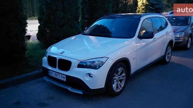 Белый БМВ Х1, объемом двигателя 2 л и пробегом 134 тыс. км за 10900 $, фото 1 на Automoto.ua