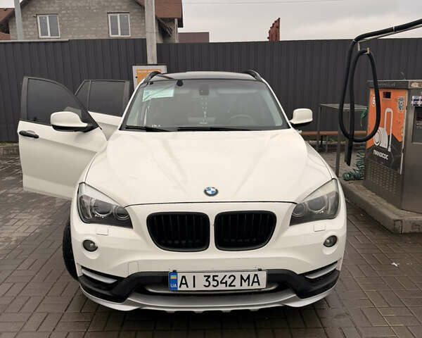 Білий БМВ Х1, об'ємом двигуна 2 л та пробігом 217 тис. км за 13000 $, фото 1 на Automoto.ua