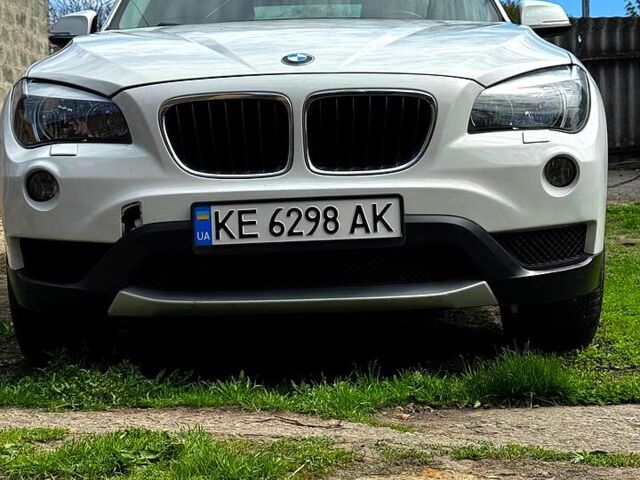 Белый БМВ Х1, объемом двигателя 2 л и пробегом 260 тыс. км за 13500 $, фото 1 на Automoto.ua