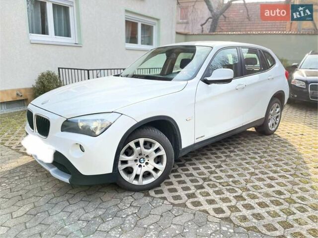 Белый БМВ Х1, объемом двигателя 2 л и пробегом 250 тыс. км за 8500 $, фото 1 на Automoto.ua