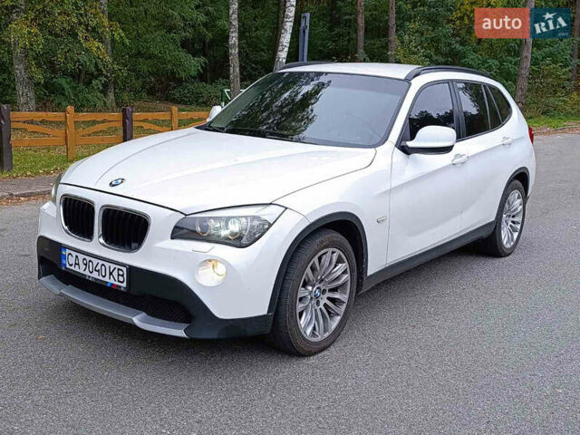 Білий БМВ Х1, об'ємом двигуна 2 л та пробігом 267 тис. км за 13999 $, фото 1 на Automoto.ua