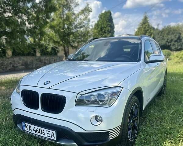 Белый БМВ Х1, объемом двигателя 2 л и пробегом 150 тыс. км за 13100 $, фото 1 на Automoto.ua