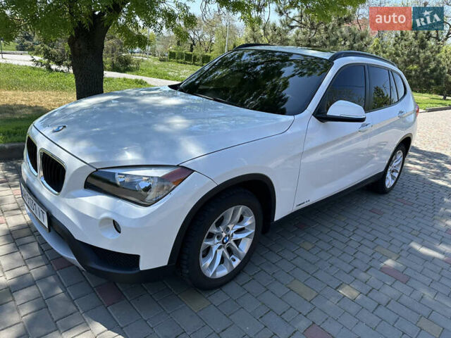Белый БМВ Х1, объемом двигателя 2 л и пробегом 104 тыс. км за 11500 $, фото 1 на Automoto.ua