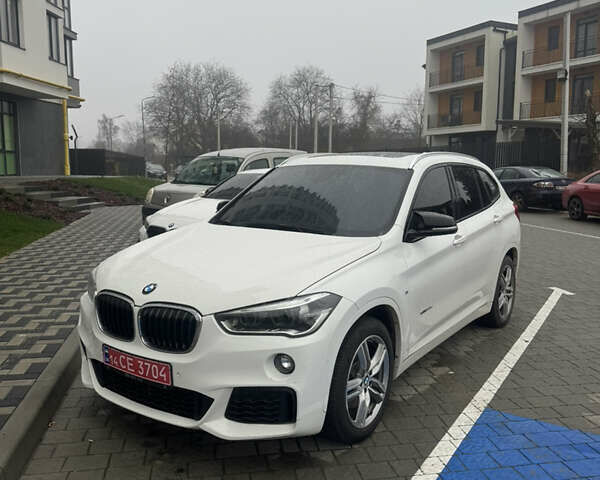 Білий БМВ Х1, об'ємом двигуна 2 л та пробігом 140 тис. км за 24700 $, фото 1 на Automoto.ua