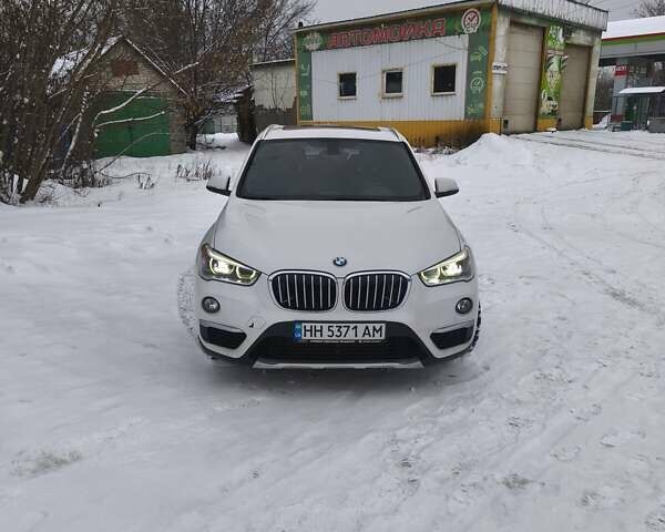 Белый БМВ Х1, объемом двигателя 2 л и пробегом 158 тыс. км за 20200 $, фото 1 на Automoto.ua