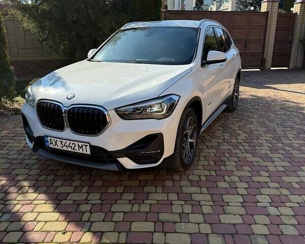 Белый БМВ Х1, объемом двигателя 2 л и пробегом 50 тыс. км за 18000 $, фото 1 на Automoto.ua