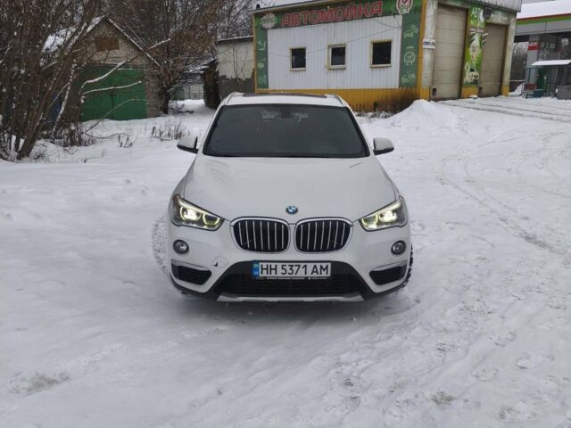 Білий БМВ Х1, об'ємом двигуна 2 л та пробігом 158 тис. км за 18900 $, фото 1 на Automoto.ua