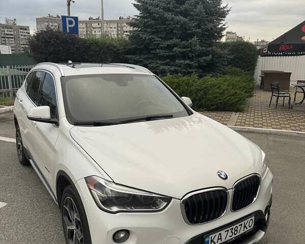 Белый БМВ Х1, объемом двигателя 2 л и пробегом 179 тыс. км за 16100 $, фото 1 на Automoto.ua