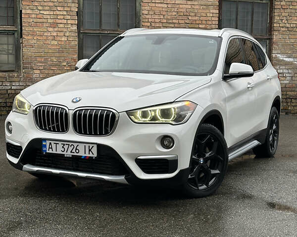 Білий БМВ Х1, об'ємом двигуна 2 л та пробігом 131 тис. км за 19500 $, фото 1 на Automoto.ua