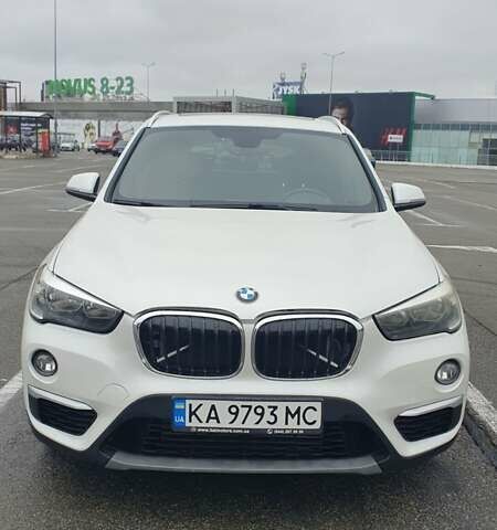 Белый БМВ Х1, объемом двигателя 2 л и пробегом 143 тыс. км за 17999 $, фото 1 на Automoto.ua