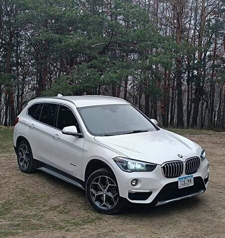 Белый БМВ Х1, объемом двигателя 0 л и пробегом 91 тыс. км за 18600 $, фото 1 на Automoto.ua