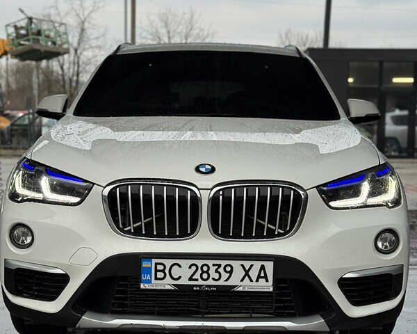 Белый БМВ Х1, объемом двигателя 2 л и пробегом 216 тыс. км за 19900 $, фото 1 на Automoto.ua