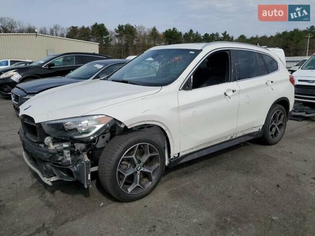 Белый БМВ Х1, объемом двигателя 2 л и пробегом 70 тыс. км за 3000 $, фото 1 на Automoto.ua