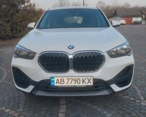 Білий БМВ Х1, об'ємом двигуна 1.5 л та пробігом 144 тис. км за 28500 $, фото 1 на Automoto.ua