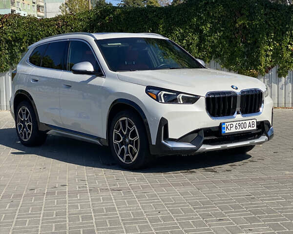 Белый БМВ Х1, объемом двигателя 2 л и пробегом 42 тыс. км за 39000 $, фото 1 на Automoto.ua