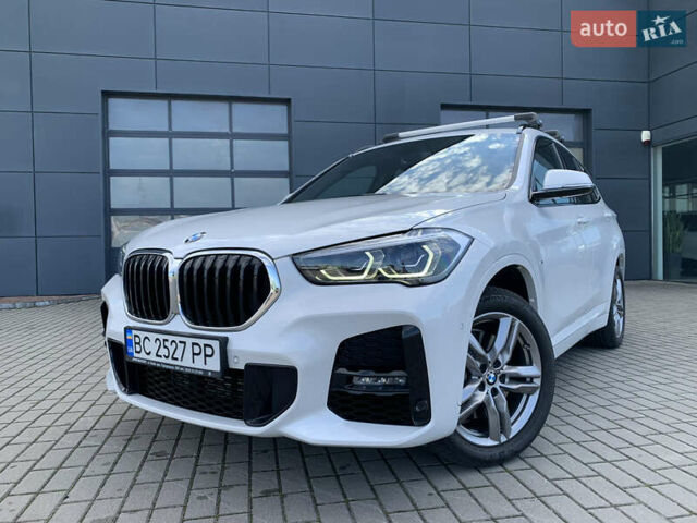 Білий БМВ Х1, об'ємом двигуна 2 л та пробігом 19 тис. км за 39800 $, фото 1 на Automoto.ua