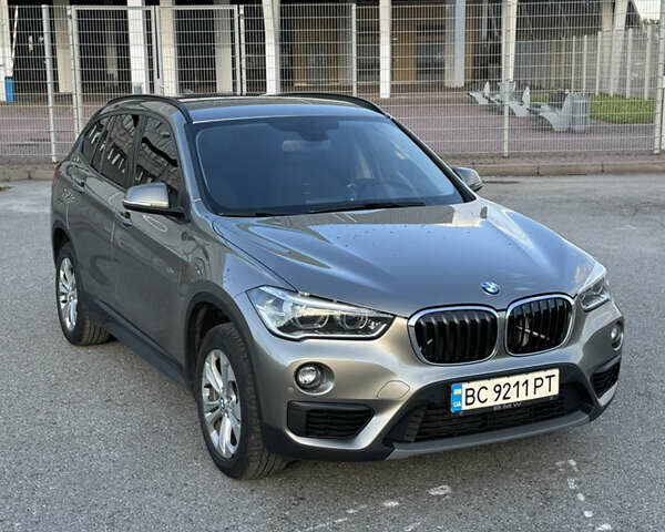 Бежевый БМВ Х1, объемом двигателя 2 л и пробегом 76 тыс. км за 24700 $, фото 1 на Automoto.ua