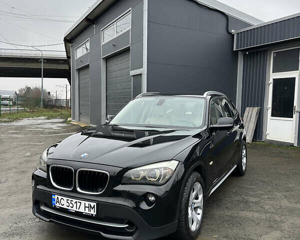 Чорний БМВ Х1, об'ємом двигуна 2 л та пробігом 258 тис. км за 11800 $, фото 1 на Automoto.ua