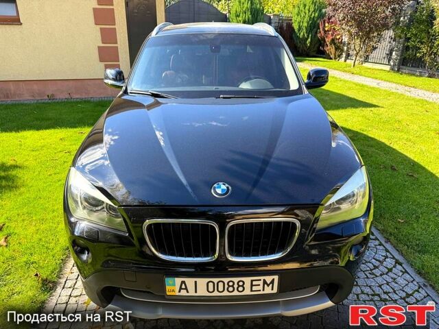 Чорний БМВ Х1, об'ємом двигуна 2 л та пробігом 300 тис. км за 12500 $, фото 1 на Automoto.ua