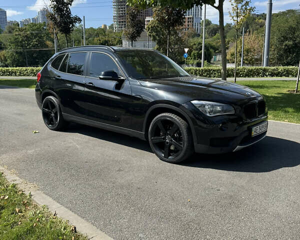 Чорний БМВ Х1, об'ємом двигуна 3 л та пробігом 136 тис. км за 14200 $, фото 1 на Automoto.ua