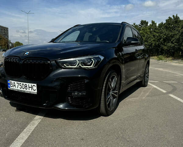 Чорний БМВ Х1, об'ємом двигуна 2 л та пробігом 59 тис. км за 28500 $, фото 1 на Automoto.ua