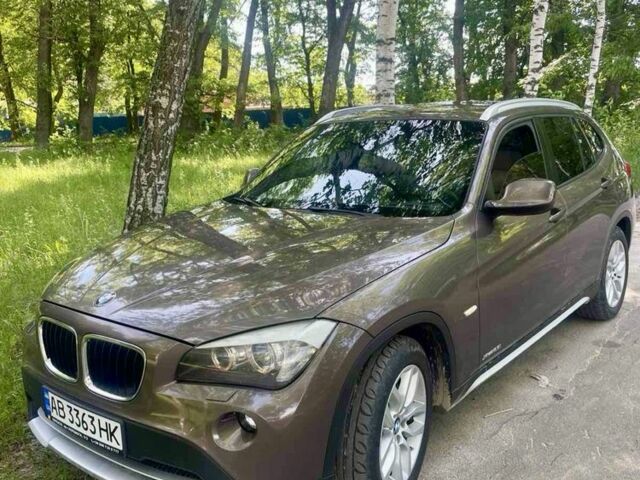 Коричневый БМВ Х1, объемом двигателя 3 л и пробегом 188 тыс. км за 15000 $, фото 1 на Automoto.ua