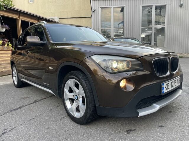 Коричневий БМВ Х1, об'ємом двигуна 2 л та пробігом 150 тис. км за 12800 $, фото 1 на Automoto.ua