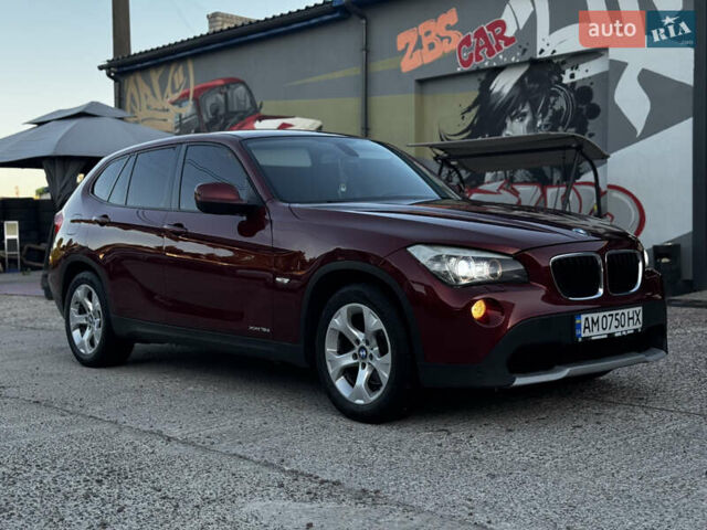 Красный БМВ Х1, объемом двигателя 2 л и пробегом 204 тыс. км за 12500 $, фото 1 на Automoto.ua