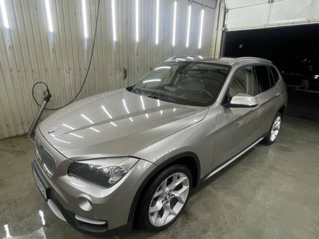 Серый БМВ Х1, объемом двигателя 2 л и пробегом 170 тыс. км за 14000 $, фото 1 на Automoto.ua