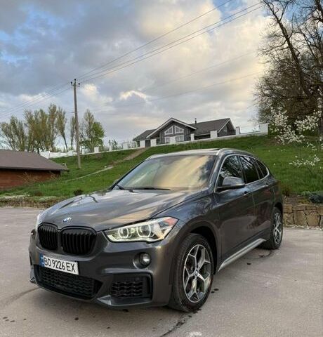 Серый БМВ Х1, объемом двигателя 2 л и пробегом 220 тыс. км за 16000 $, фото 1 на Automoto.ua