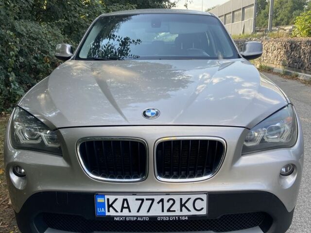 Сірий БМВ Х1, об'ємом двигуна 2 л та пробігом 350 тис. км за 10500 $, фото 1 на Automoto.ua