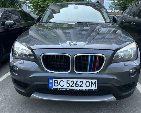 Сірий БМВ Х1, об'ємом двигуна 2 л та пробігом 295 тис. км за 10100 $, фото 1 на Automoto.ua