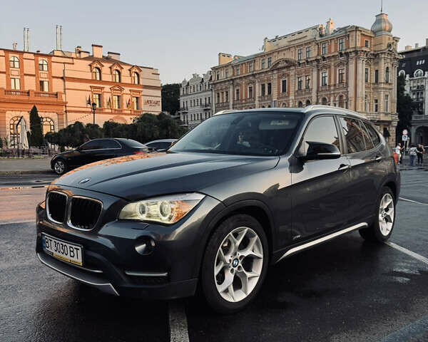 Серый БМВ Х1, объемом двигателя 2 л и пробегом 268 тыс. км за 12000 $, фото 1 на Automoto.ua