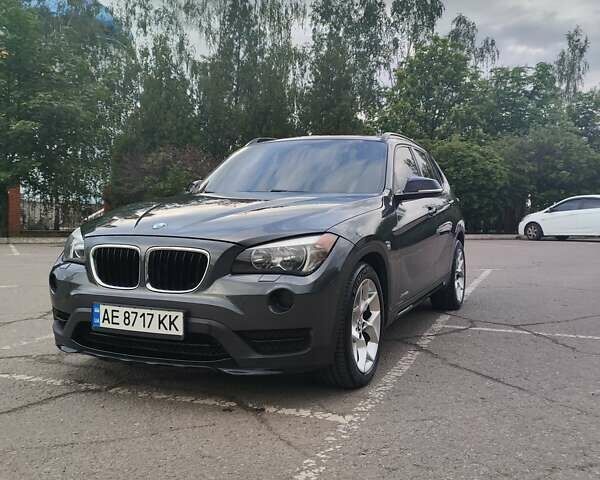 Сірий БМВ Х1, об'ємом двигуна 2 л та пробігом 143 тис. км за 13300 $, фото 1 на Automoto.ua