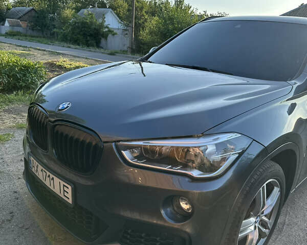 Серый БМВ Х1, объемом двигателя 2 л и пробегом 160 тыс. км за 22000 $, фото 1 на Automoto.ua