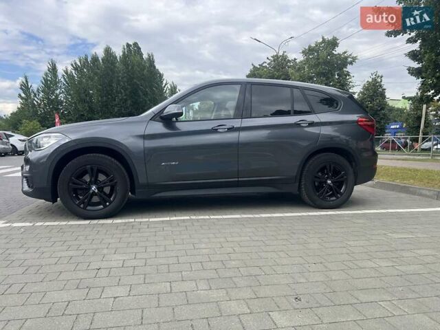 Серый БМВ Х1, объемом двигателя 2 л и пробегом 181 тыс. км за 19999 $, фото 1 на Automoto.ua
