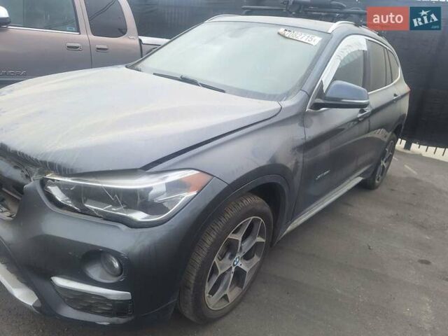 Сірий БМВ Х1, об'ємом двигуна 2 л та пробігом 251 тис. км за 9500 $, фото 1 на Automoto.ua