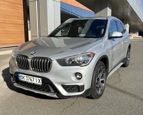 Серый БМВ Х1, объемом двигателя 2 л и пробегом 78 тыс. км за 21000 $, фото 1 на Automoto.ua