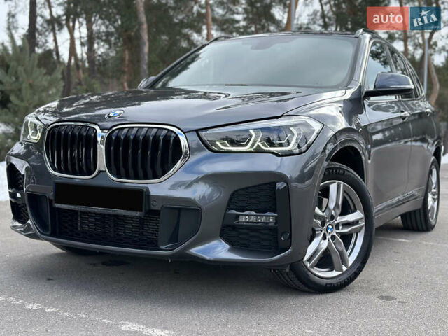 Серый БМВ Х1, объемом двигателя 2 л и пробегом 20 тыс. км за 35500 $, фото 1 на Automoto.ua