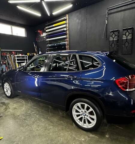 Синий БМВ Х1, объемом двигателя 2 л и пробегом 114 тыс. км за 14000 $, фото 1 на Automoto.ua