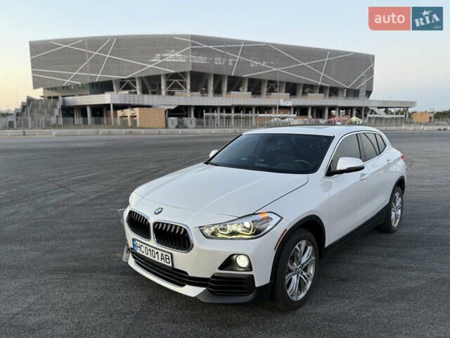 Белый БМВ X2, объемом двигателя 2 л и пробегом 89 тыс. км за 18500 $, фото 1 на Automoto.ua
