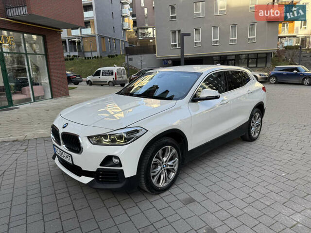 Белый БМВ X2, объемом двигателя 2 л и пробегом 119 тыс. км за 24500 $, фото 1 на Automoto.ua