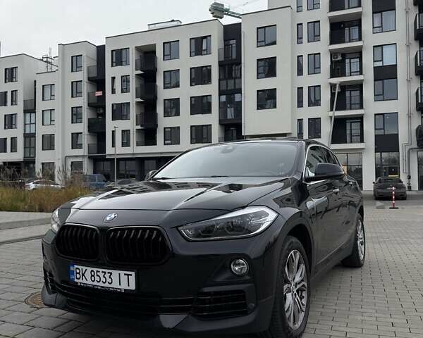 Черный БМВ X2, объемом двигателя 2 л и пробегом 165 тыс. км за 20500 $, фото 1 на Automoto.ua