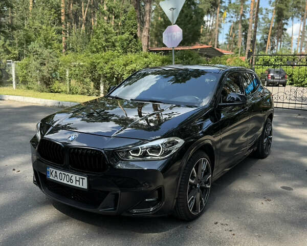Черный БМВ X2, объемом двигателя 2 л и пробегом 55 тыс. км за 29999 $, фото 1 на Automoto.ua