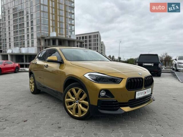 Жовтий БМВ X2, об'ємом двигуна 2 л та пробігом 63 тис. км за 18850 $, фото 1 на Automoto.ua